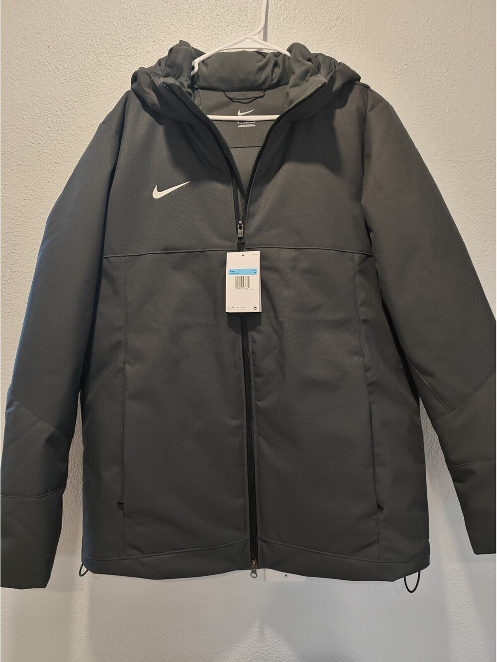 Nike 550 Men's Hooded Jacket Medium New with Tags